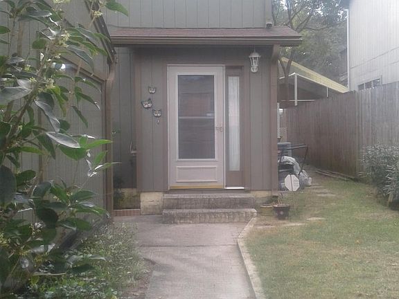 4th image of 3505 Parkwood Ave
