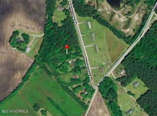 337 Messer Loop Rd, Burgaw, NC 28425