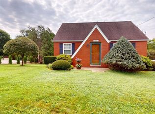 106 Dwellington Dr, Valencia, PA 16059