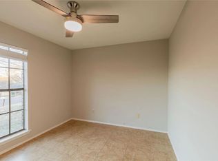 2003 Castle Gate Cir, San Marcos, TX 78666