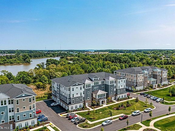 3rd image of 2000 Herons Nest Way Unit 11