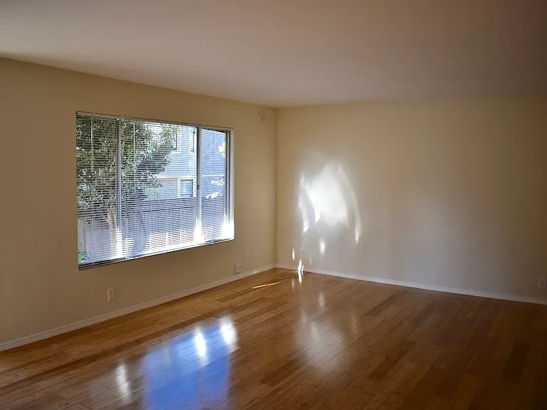 2232 San Jose Ave #B — Photo 2