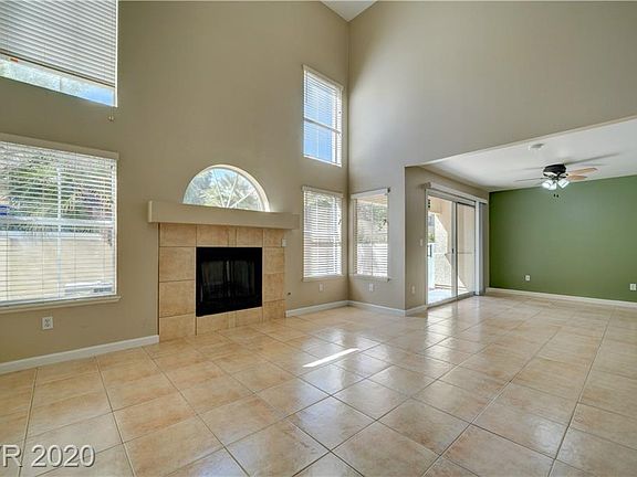 5th image of 7861 Bluewater Dr