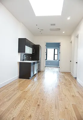 Rented by Lofts and Flats LLC | media 59