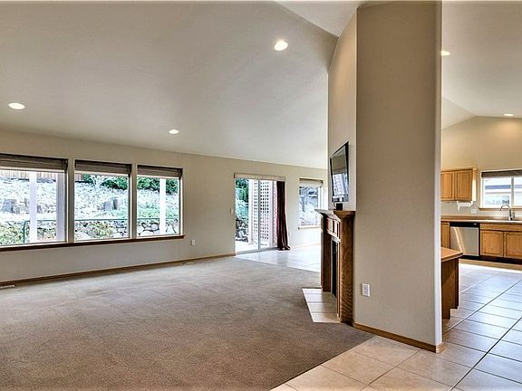 2nd image of 35 Mandolin Ave