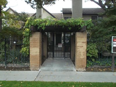 2890 E Huntington Blvd #115, Fresno, CA, 93721