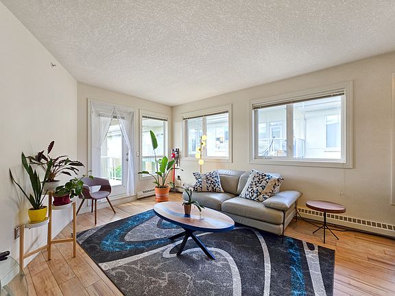 4th image of 3101 34th Ave NW #413