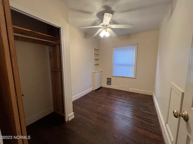 306 N 11th St #4 — Photo 9