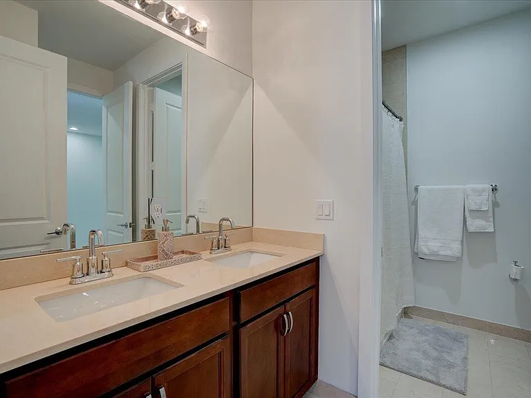 1451 Pioneer Way — Photo 46