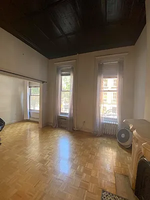 Rented by Avenues Real Estate | media 5