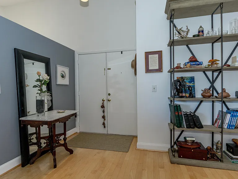 5570 Piping Rock Dr — Photo 7