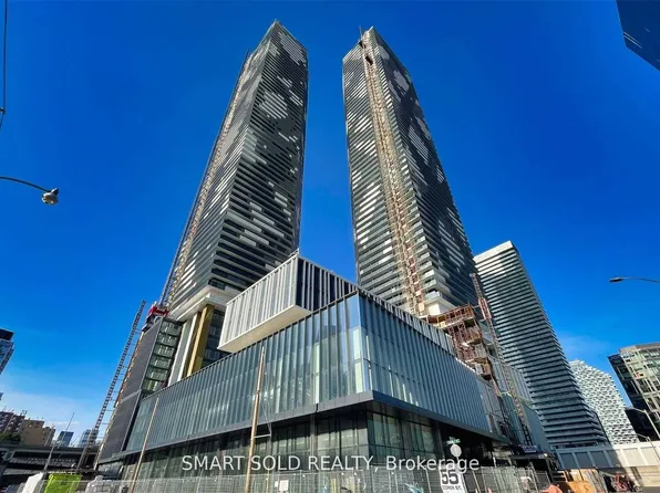 55 Cooper St, Toronto, ON