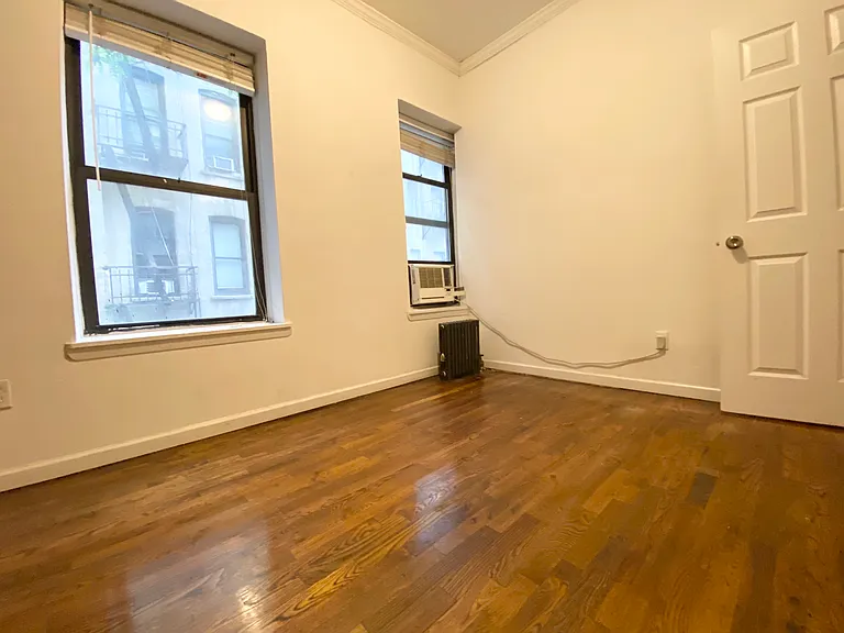 238 E 14th St #2E — Photo 7
