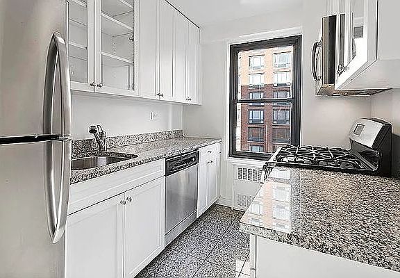 4th image of 145 4th Ave APT 11F
