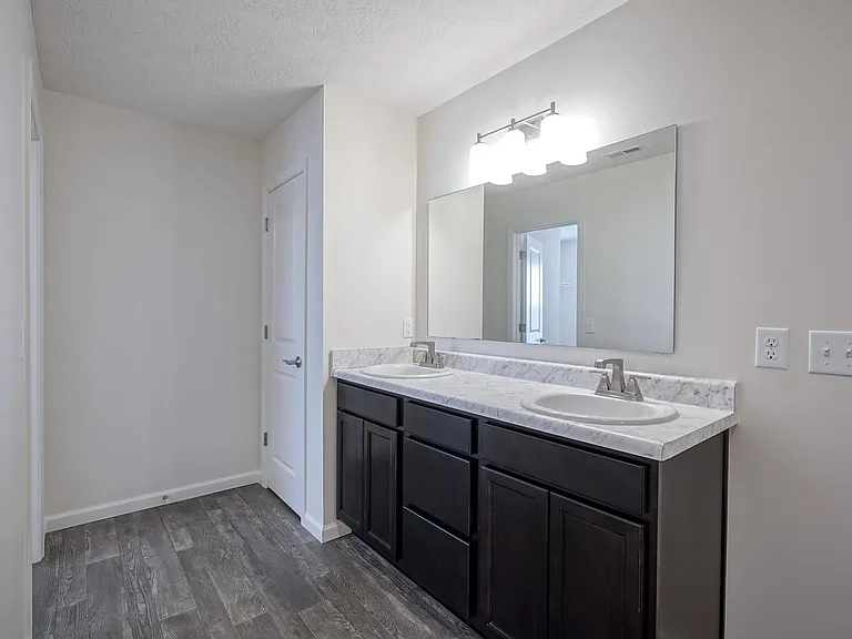 1133 Thorny Ln — Photo 30