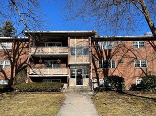 55 Jacqueline Rd APT 7, Waltham, MA 02452