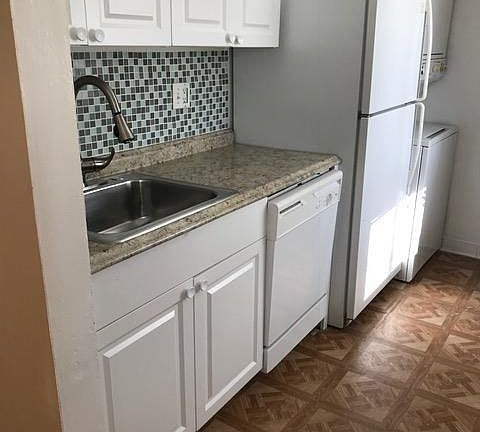 2nd image of 7602 Pinery Way APT C