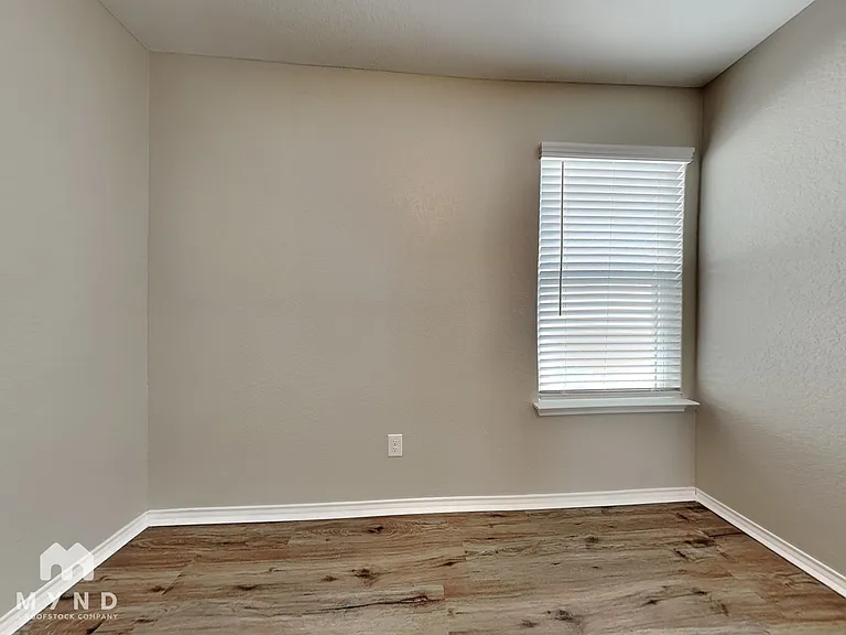 3910 Colemans Run — Photo 11
