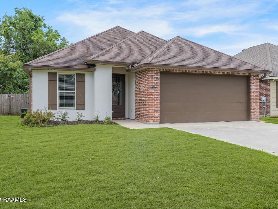 1st image of 411 Milton Estates Ln