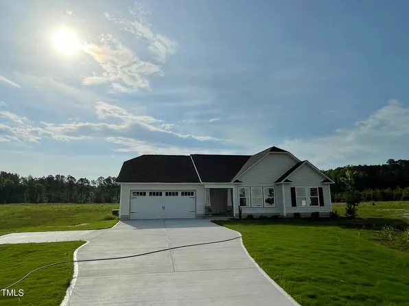 180 Tulipfield Way, Benson, NC 27504