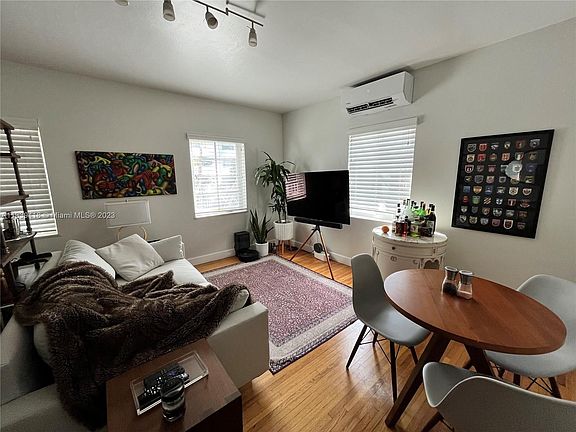 2nd image of 125 S Shore Dr APT 3