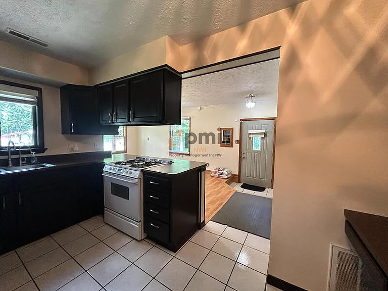 5107 White Oak Ter — Photo 9