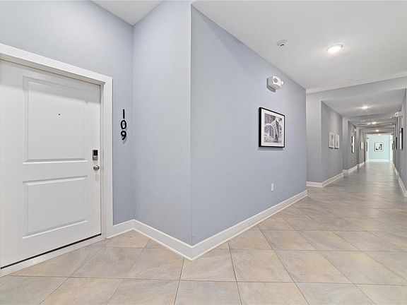 2nd image of 1011 Studemont St #109