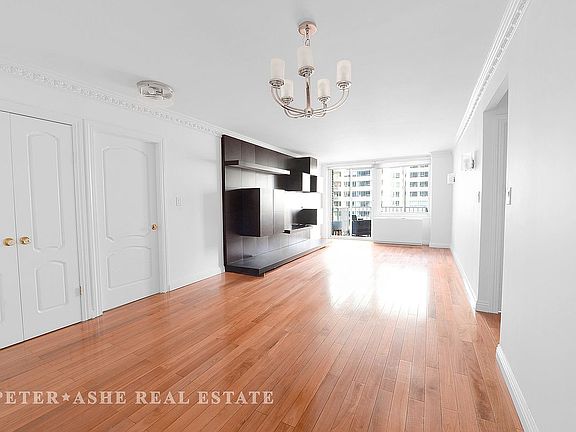 5th image of 220 E 65th St APT 11B