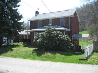 118 Harvison Ct, Irwin, PA 15642