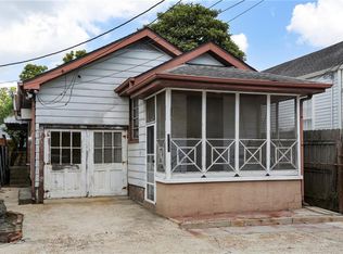 6123 Laurel St, New Orleans, LA 70118