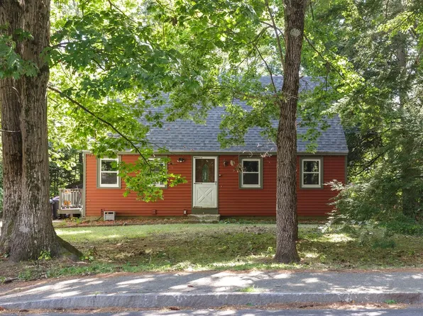 68 Manor Road, Concord, NH 03303