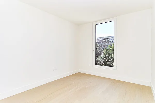 Rented by Olnick Organization | media 8