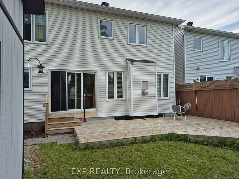 192 Windhurst Dr — Photo 3