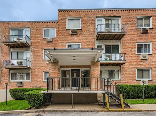 8541 Lotus Ave APT 914, Skokie, IL 60077