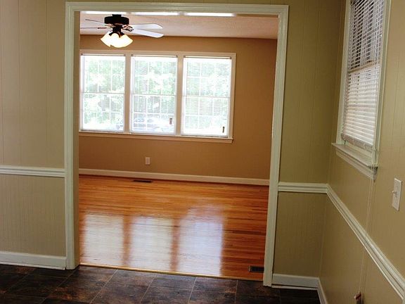 5th image of 3009 Trent Dr