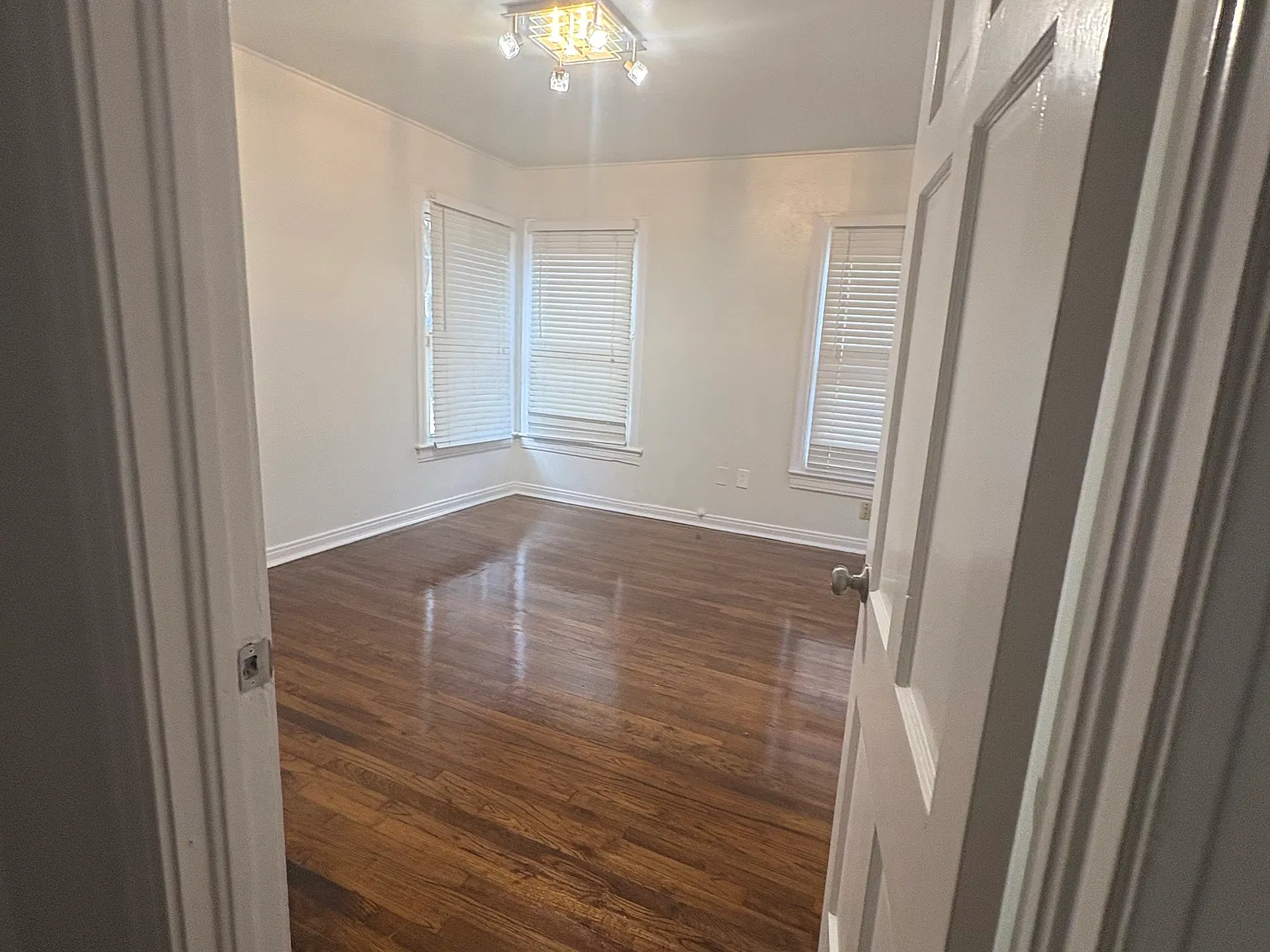 2 bed, 1134 sqft, $1,800 — Photo 4