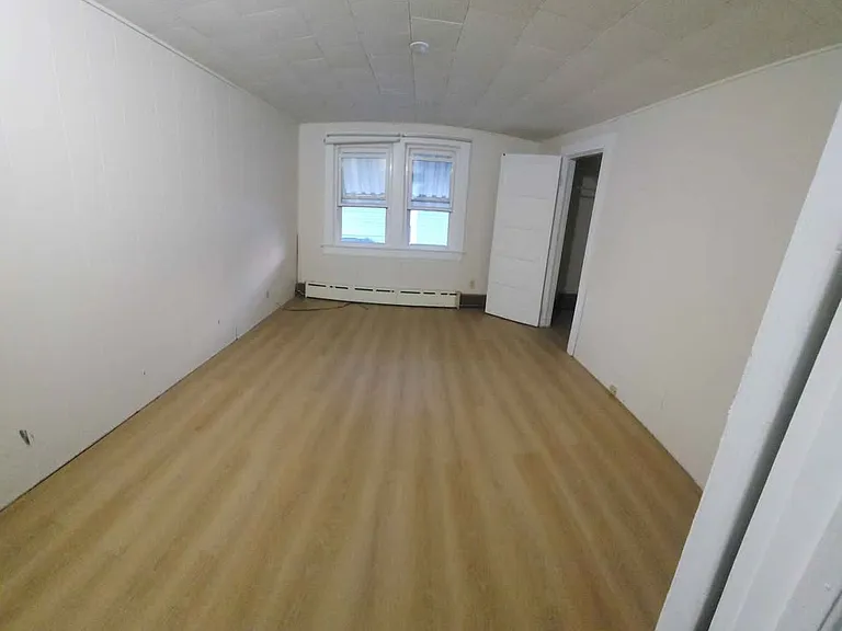 254 W High St #2 — Photo 28