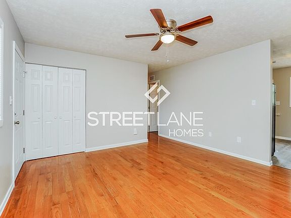 4th image of 3131 Fairwood Ave