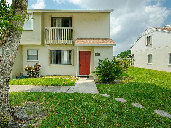 5th image of 2401 Seaside Dr