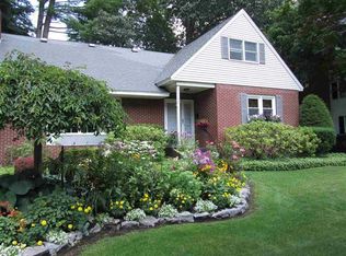 182 Westchester Dr S, Delmar, NY 12054