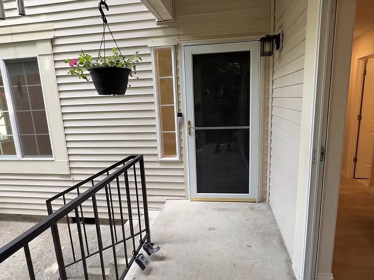10909 Avondale Rd NE #O-159 — Photo 3