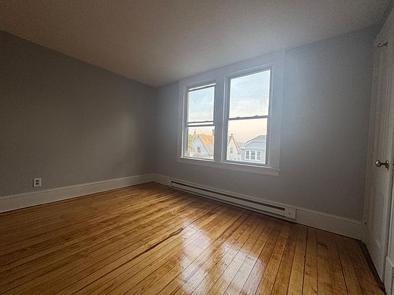 5th image of 26 Elizabeth St #C3
