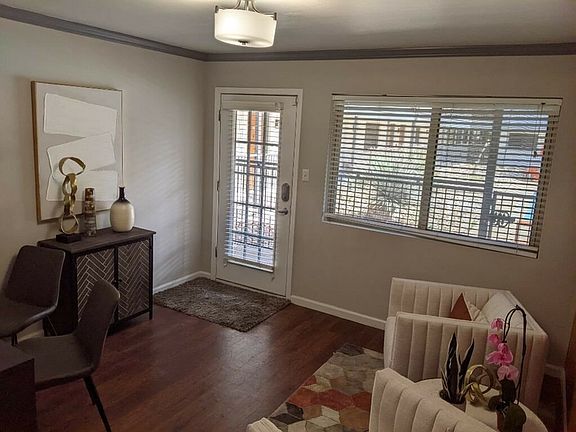 Leasing Office