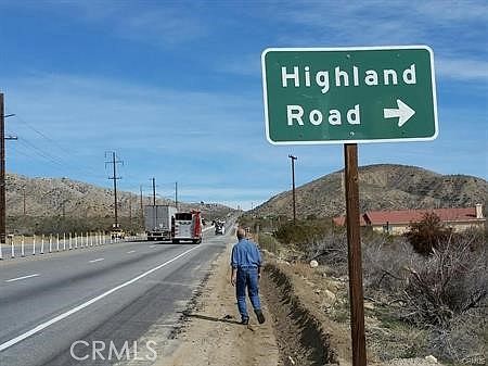 2nd image of 29 Palms Hwy #35