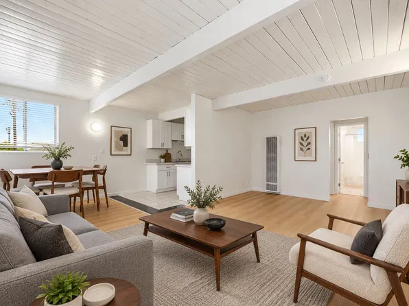 11242 S New Hampshire Ave, Los Angeles, CA 90044