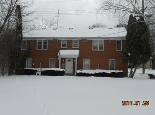 62 Madison Ct APT 3, Clarkston, MI 48346