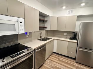 12 NE 19th Ct APT 102, Fort Lauderdale, FL 33305