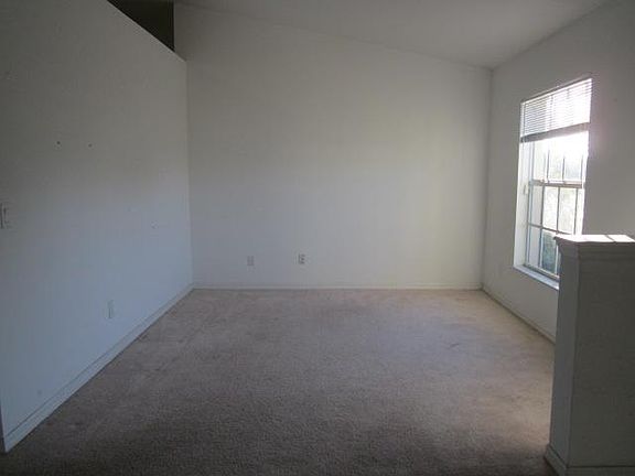 5th image of 1729 NE 21st St