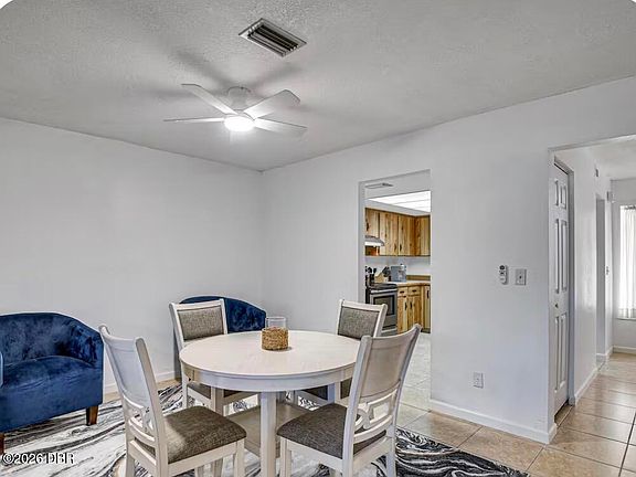 5th image of 19 Tomoka Meadows Blvd