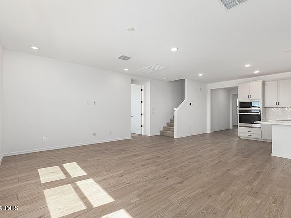5th image of 2353 E Dolcetto Drive